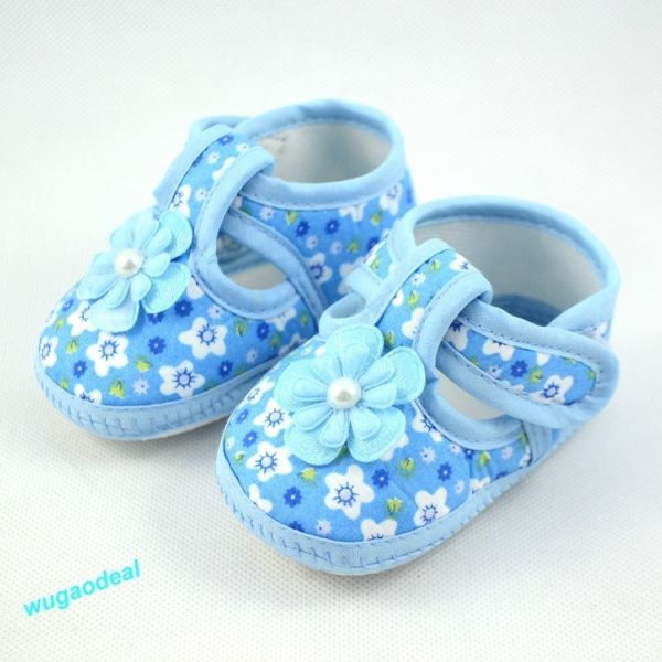 Sapatinho Azul Floral